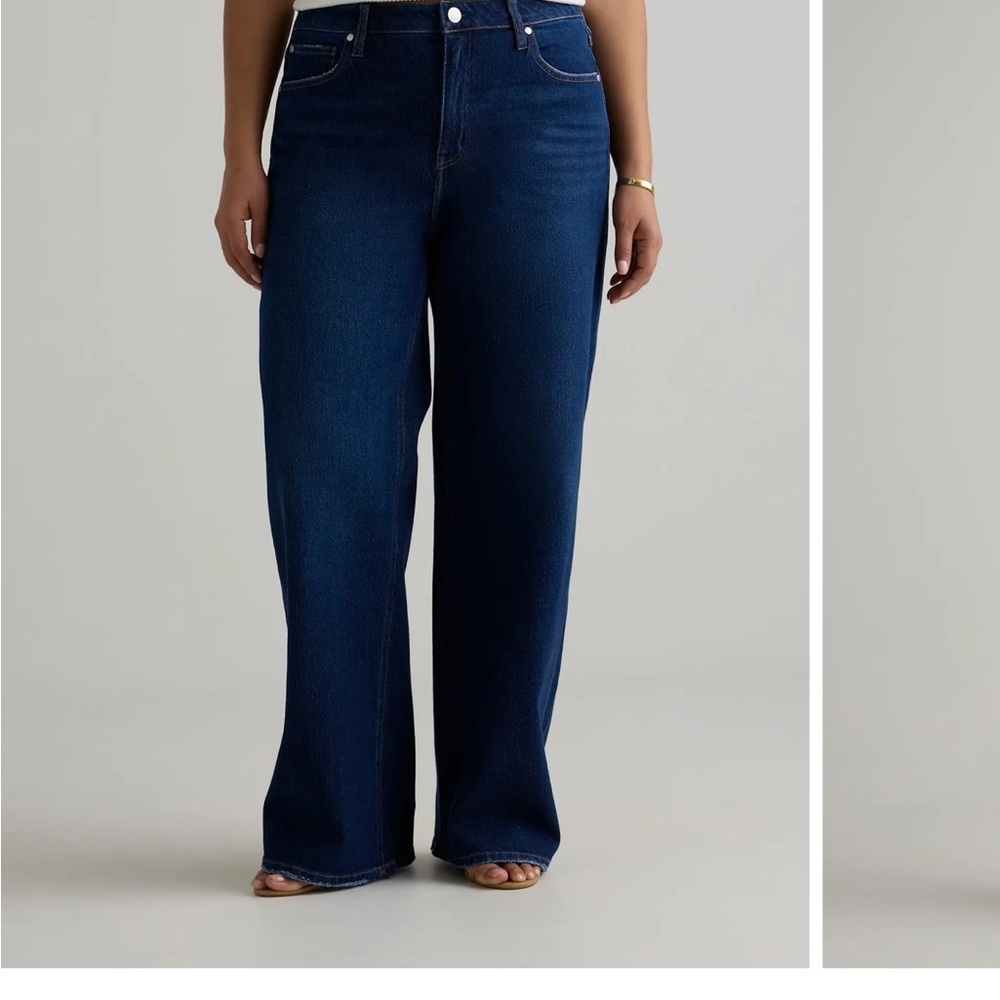 Like new barely worn Quince Bella Stretch relaxed straight jeans size 32. - Picture 13 of 15